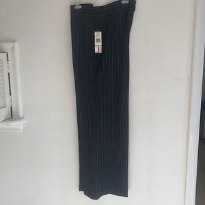 New With Tags. Women’s Pants. Size 14. Allure